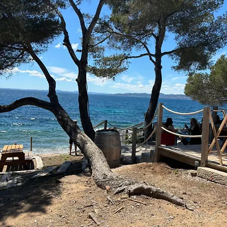 مكان تخييم Vue Mer, Jacuzzi, Terrase, Jardin Saint-Raphaël